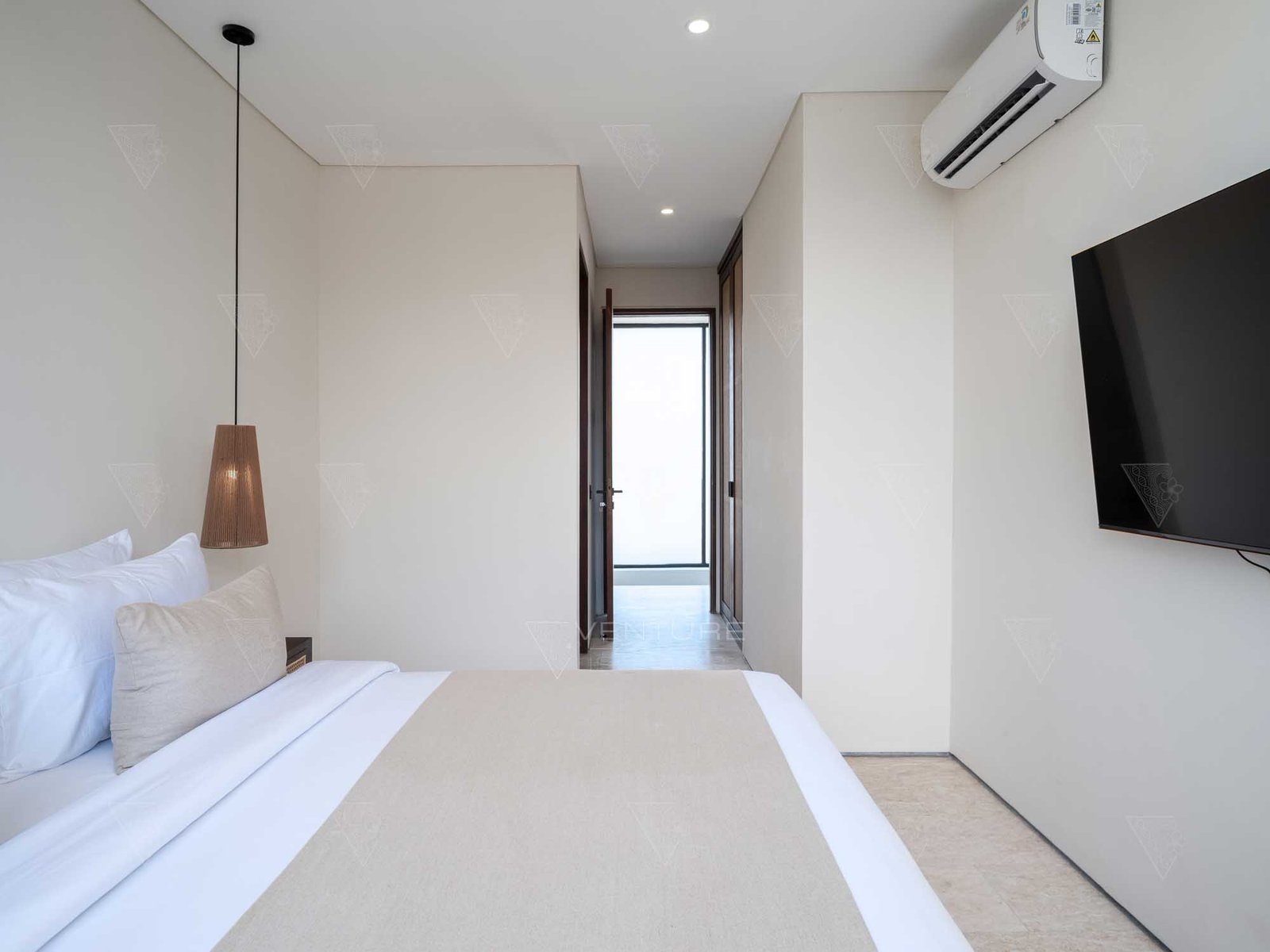 LaFinca-8718-HiRes-Compressed