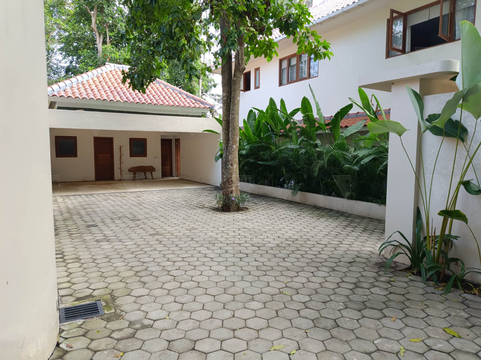 4 bedroom serangan-52